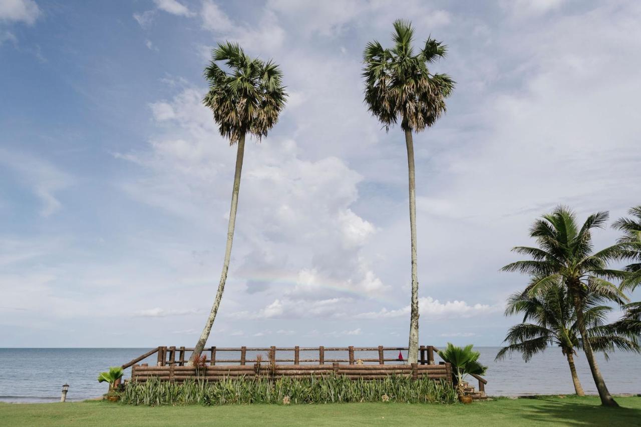 Ban Saithong Beach Resort Bang Saphan Noi Exteriér fotografie